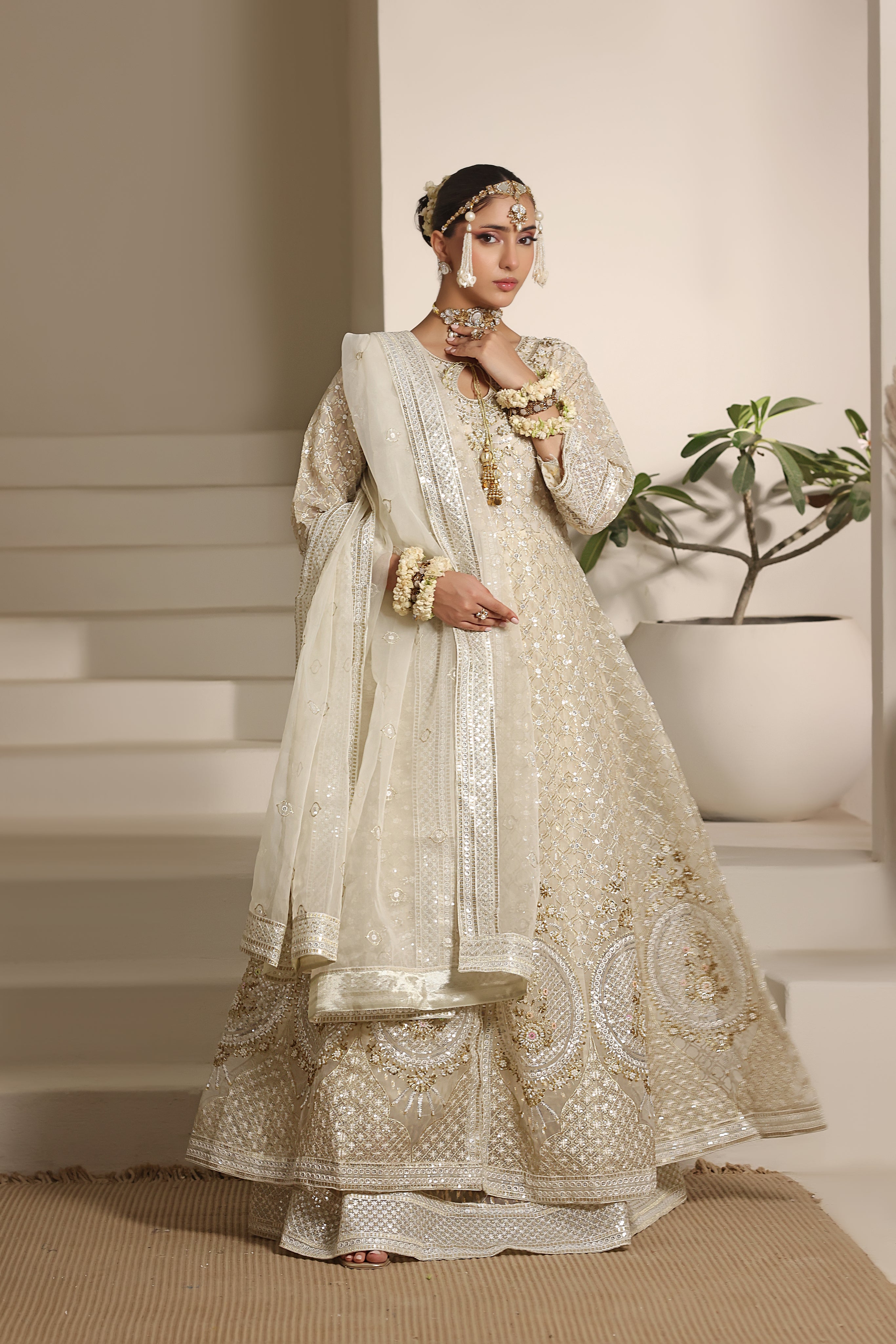 ZYNEP – Parl White Maxi 🕊️