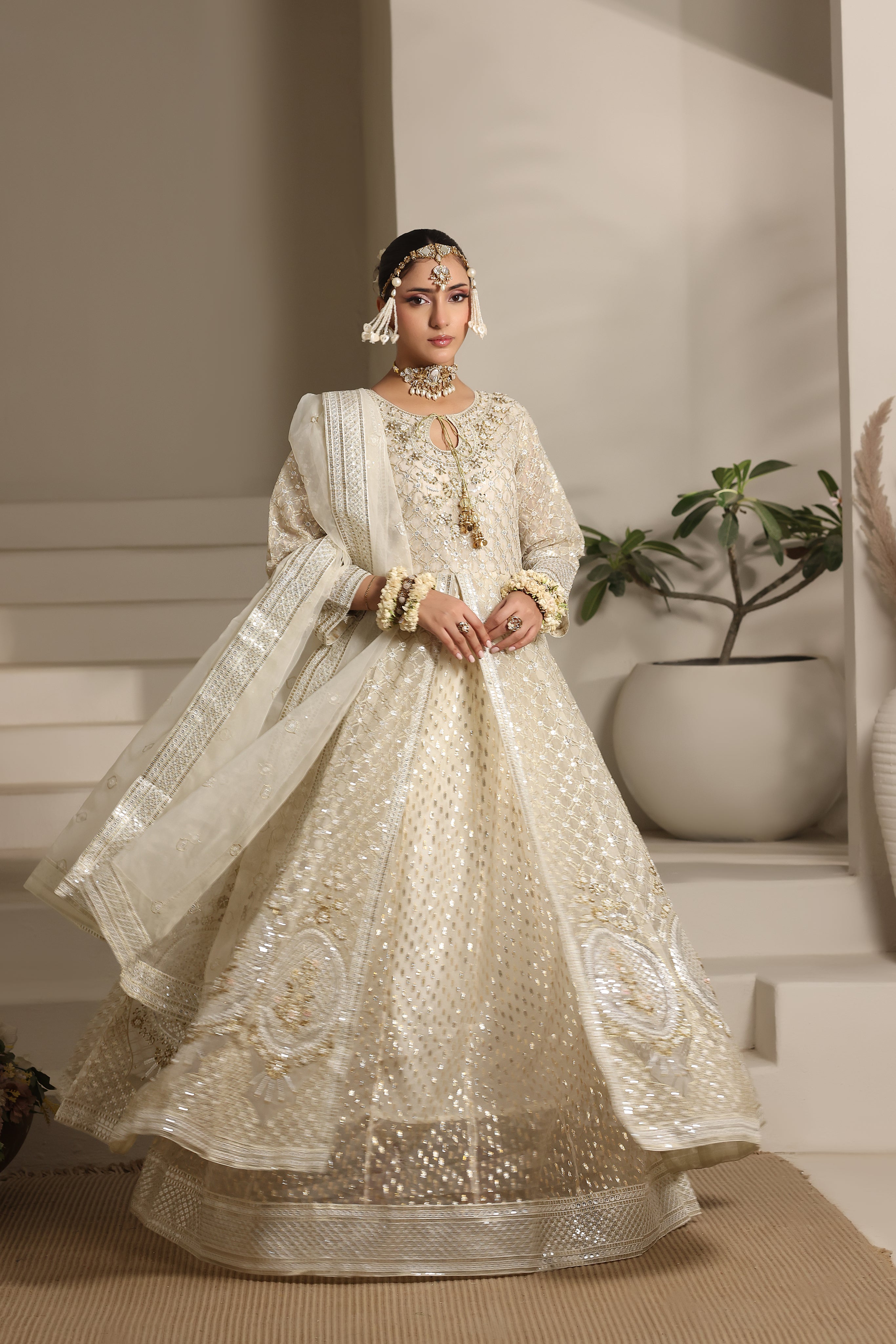 ZYNEP – Parl White Maxi 🕊️