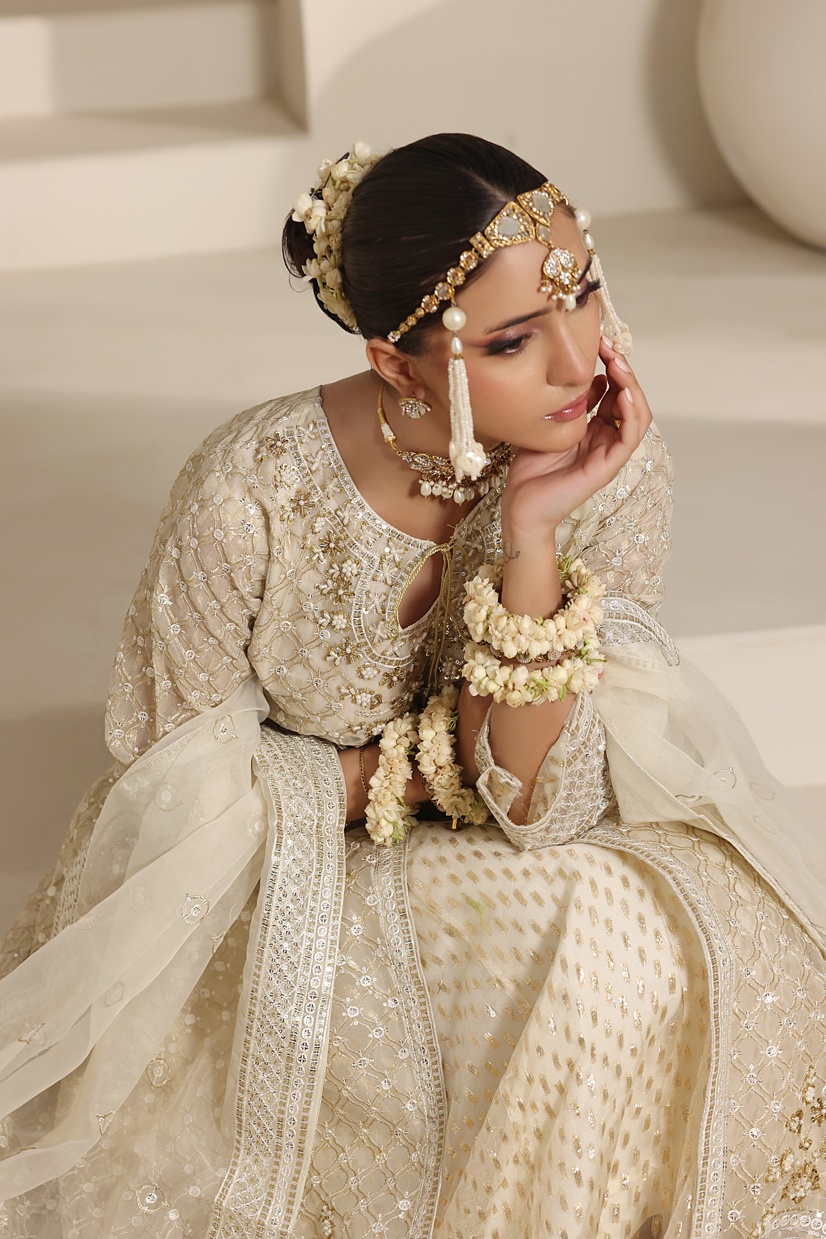ZYNEP – Parl White Maxi 🕊️