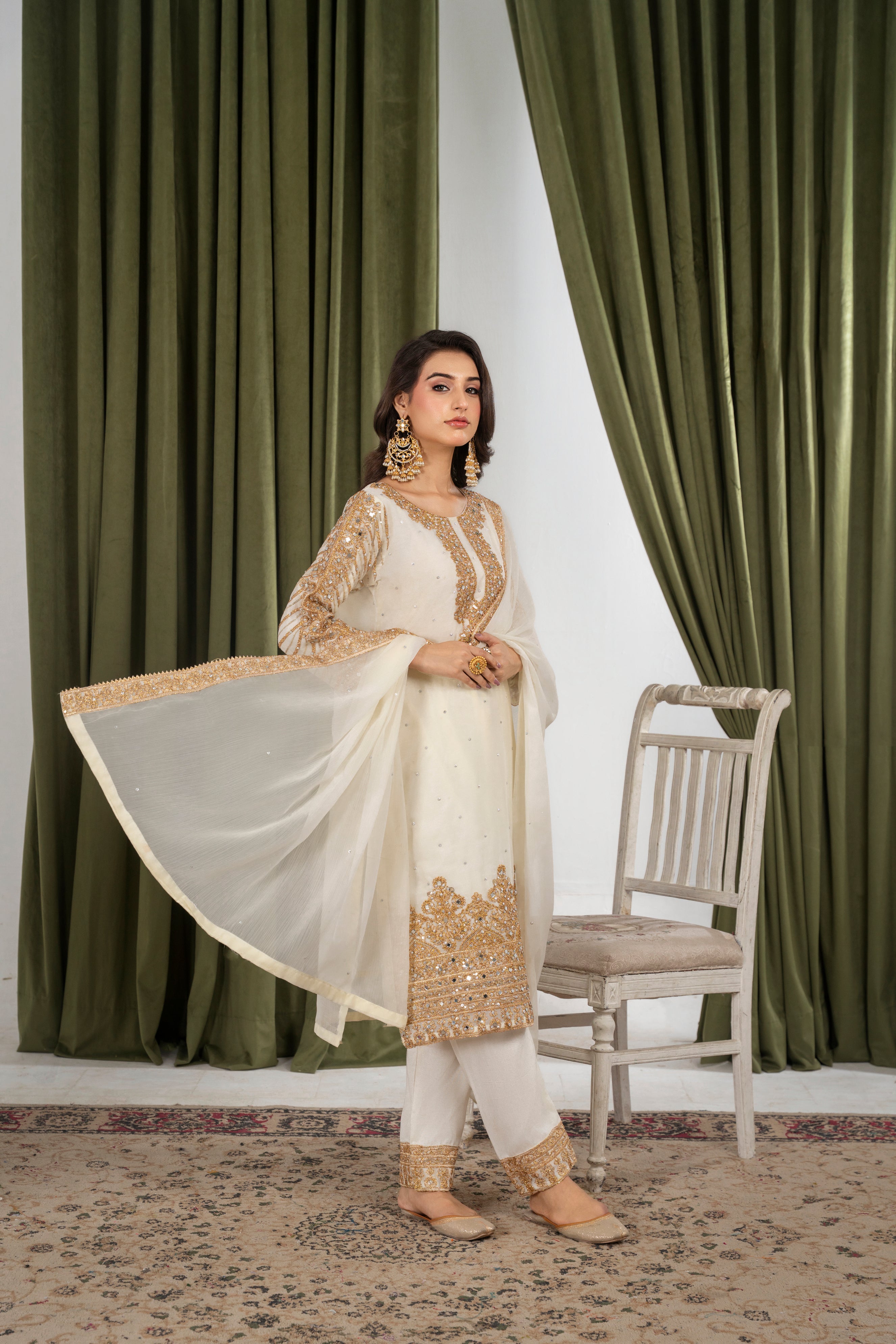 ZUHAL - Chiffon Half White & Gold