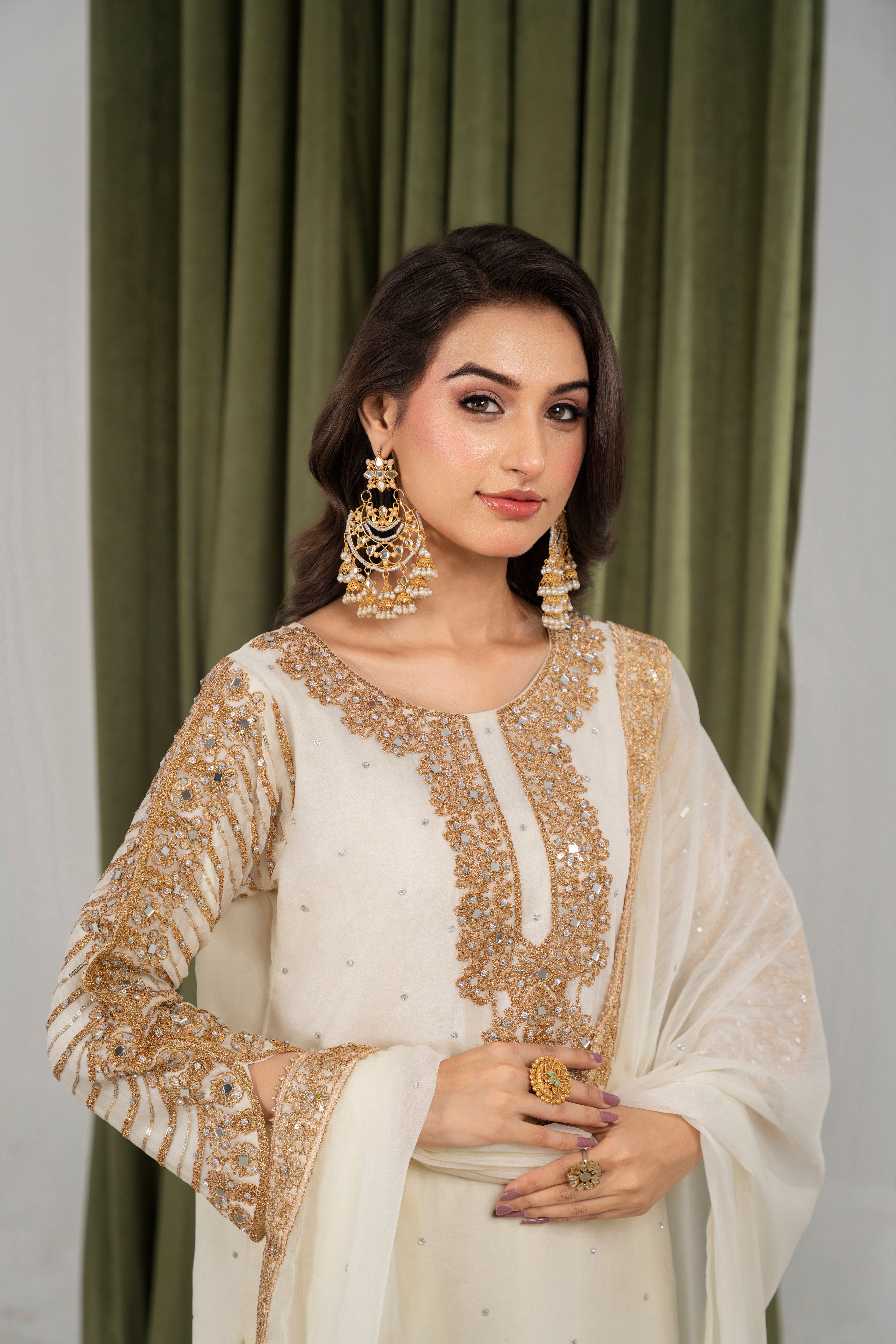 ZUHAL - Chiffon Half White & Gold