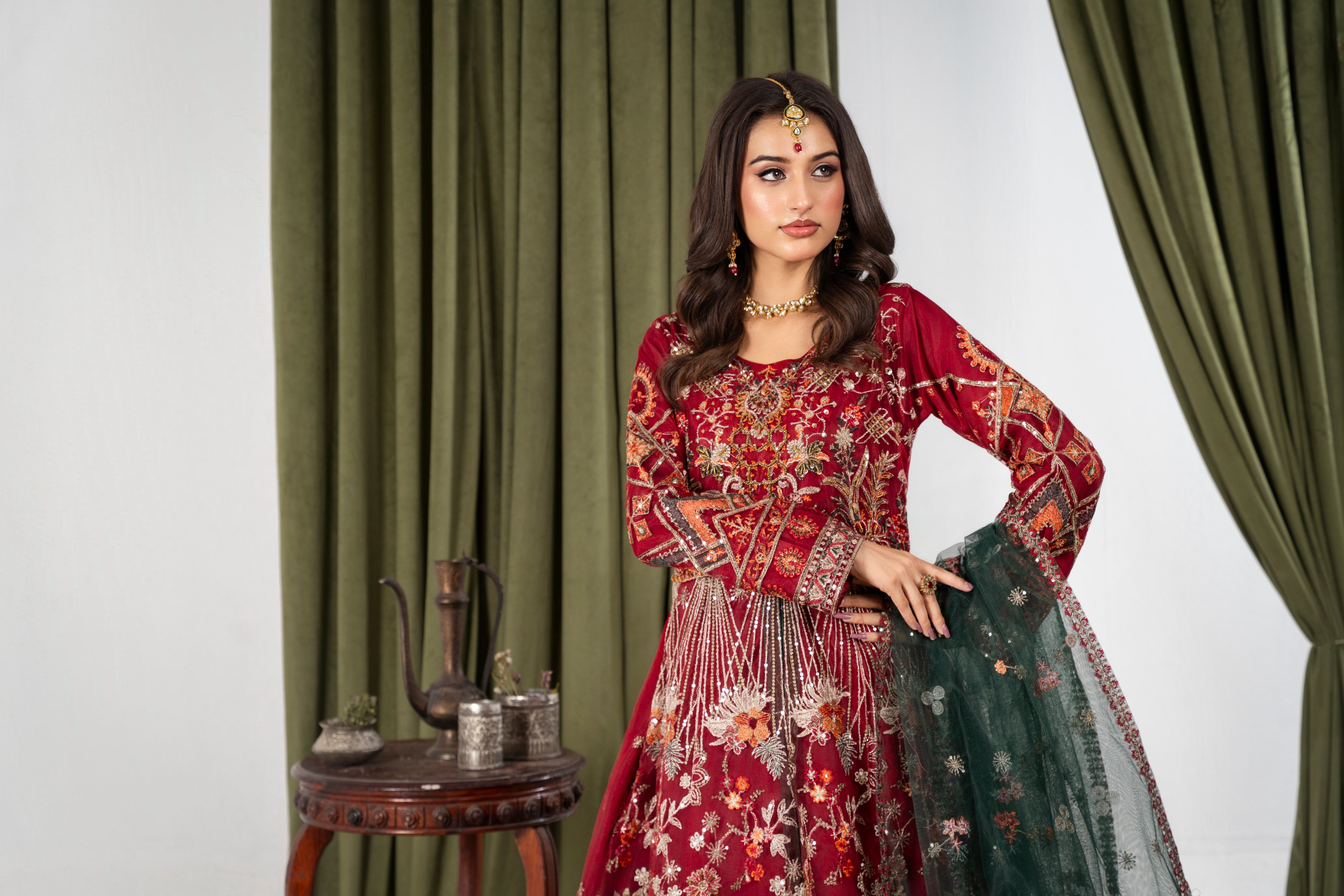 ALAYA Black & Maroon Maxi