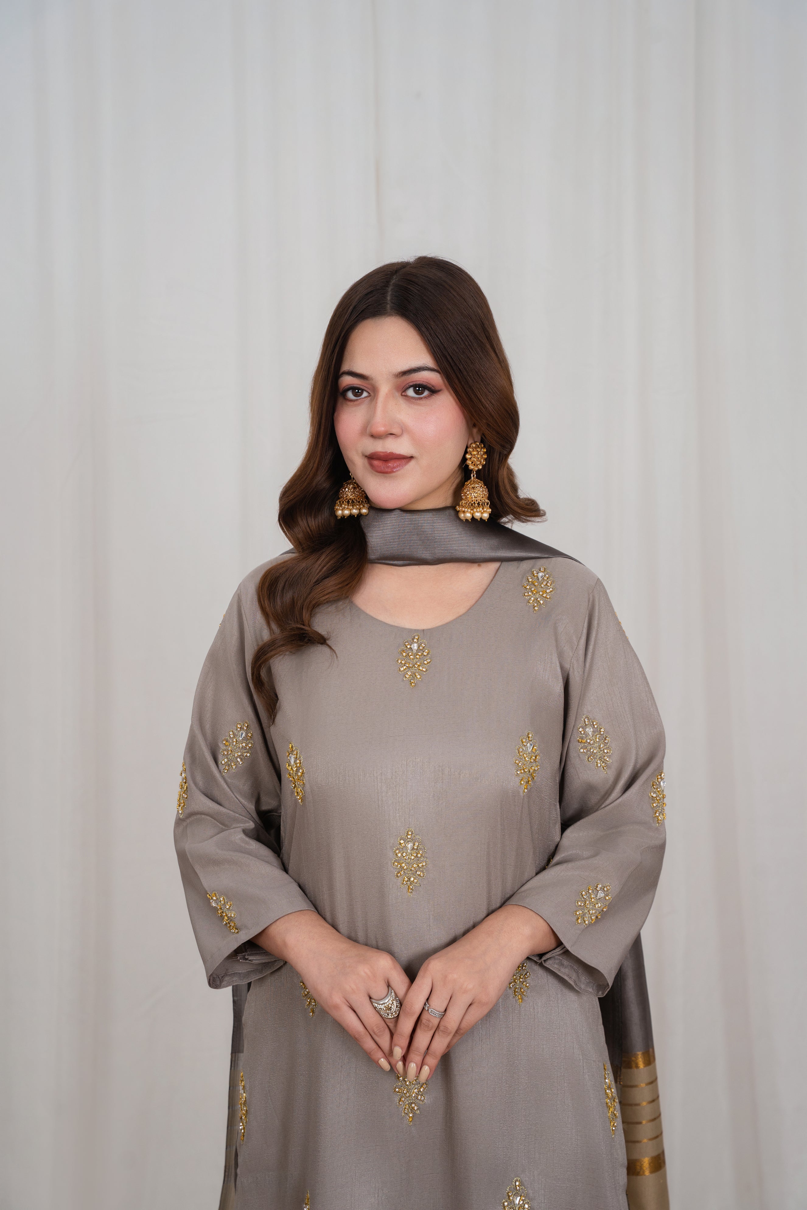 IZEL Raw Silk Taupe Grey
