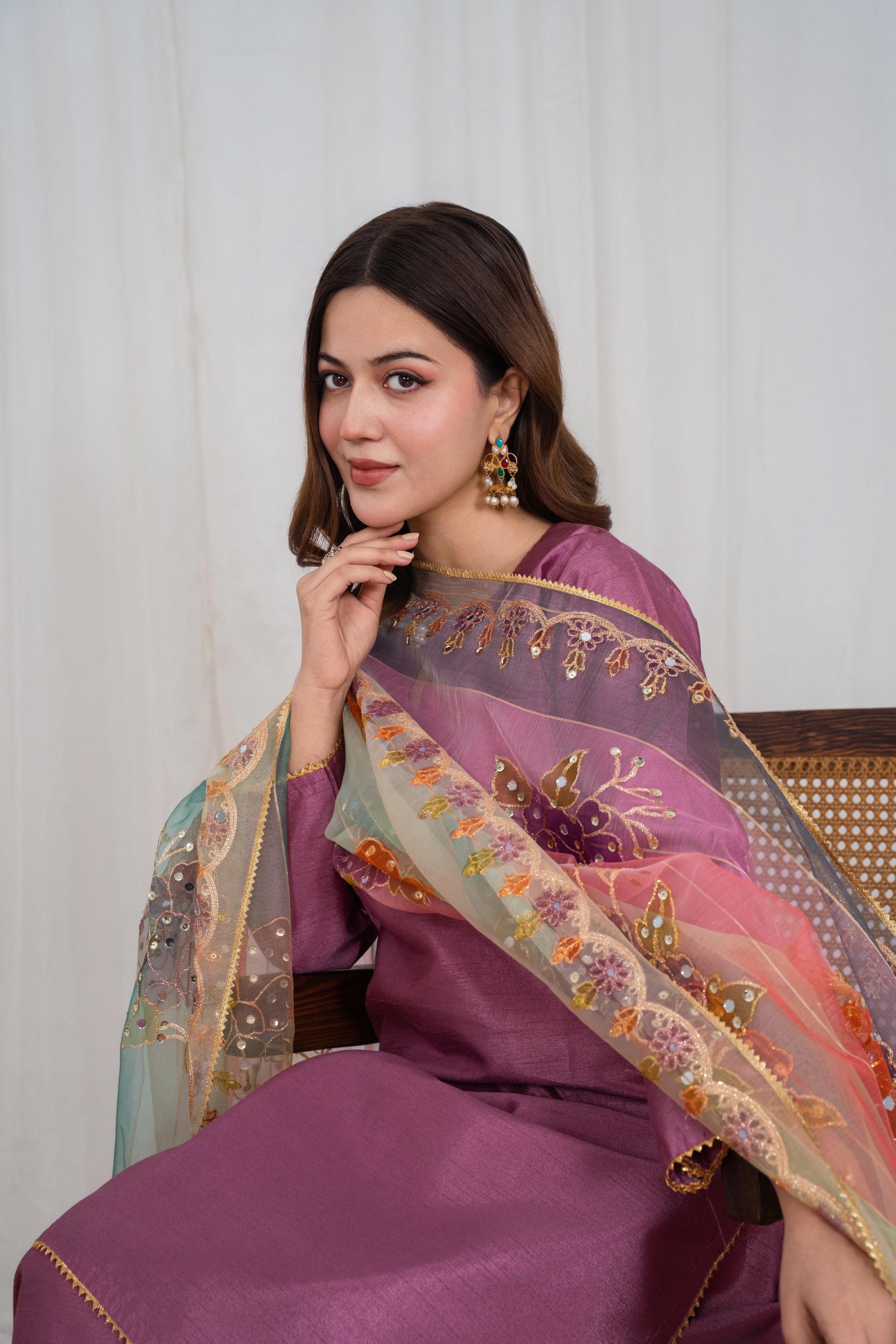 Narin Plum Rose Farshi