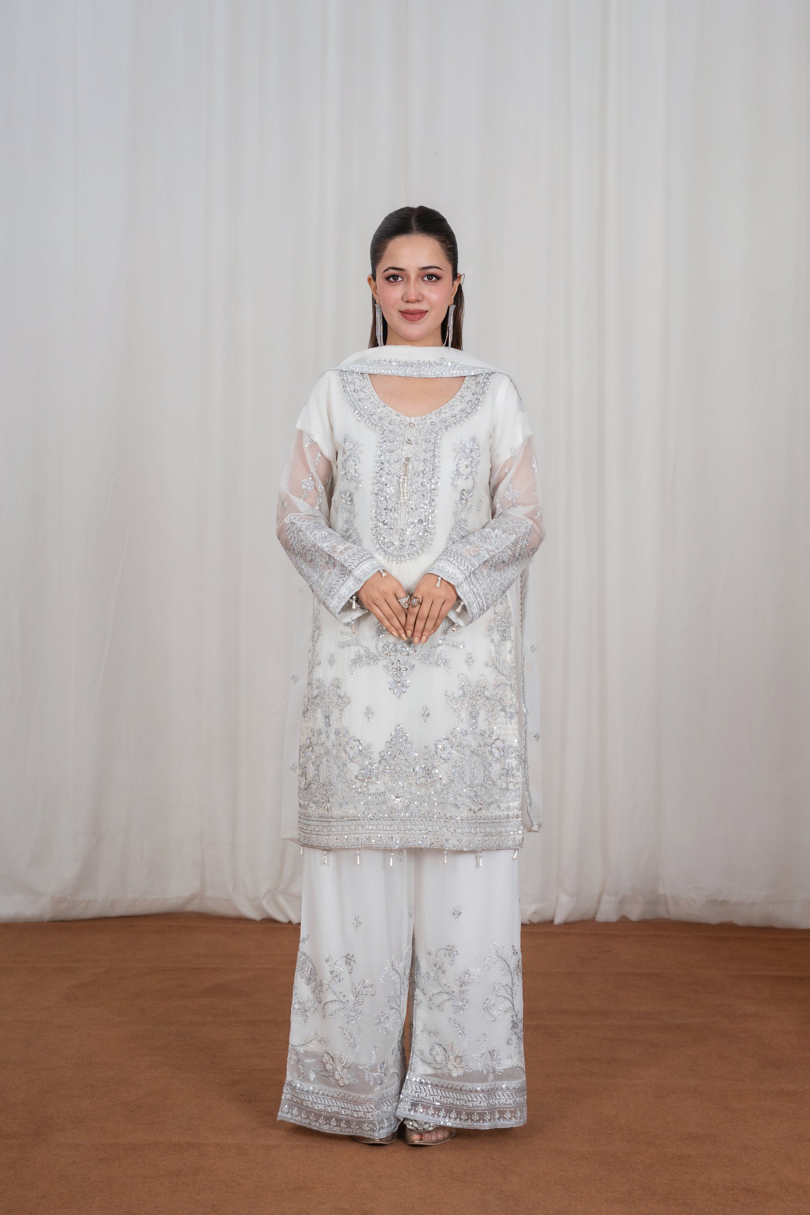 Noorah Festive White