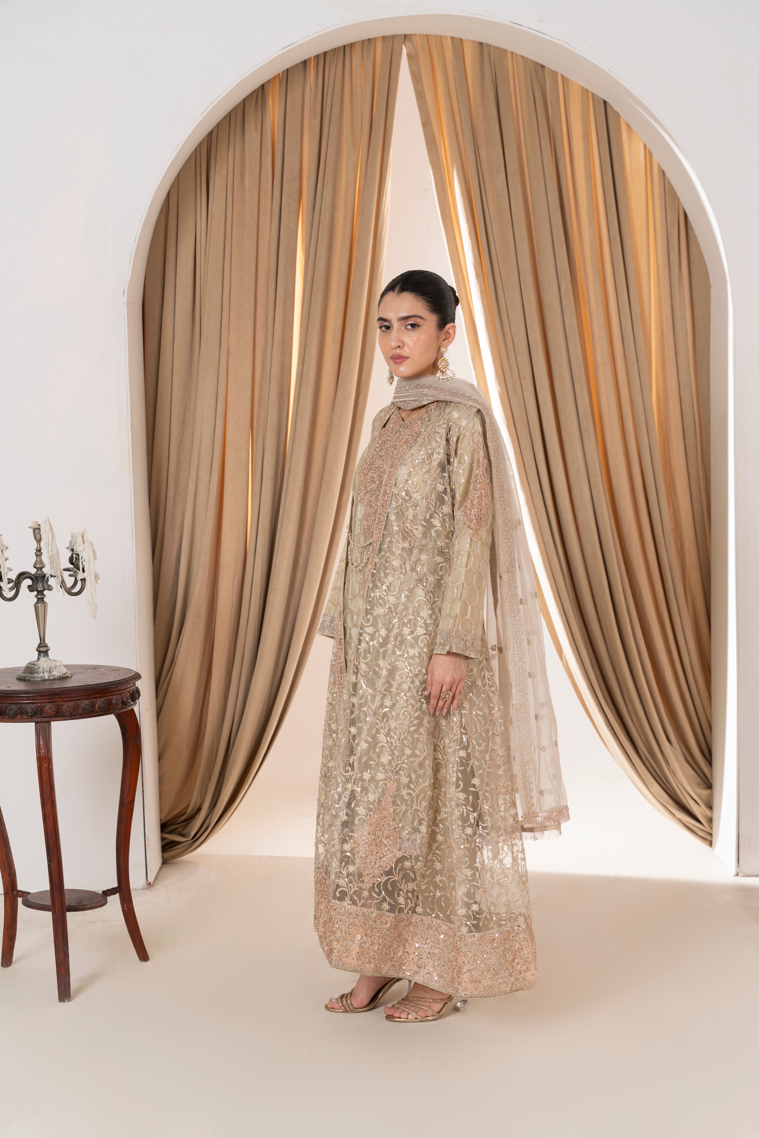 Harika Pista Pearl Coat