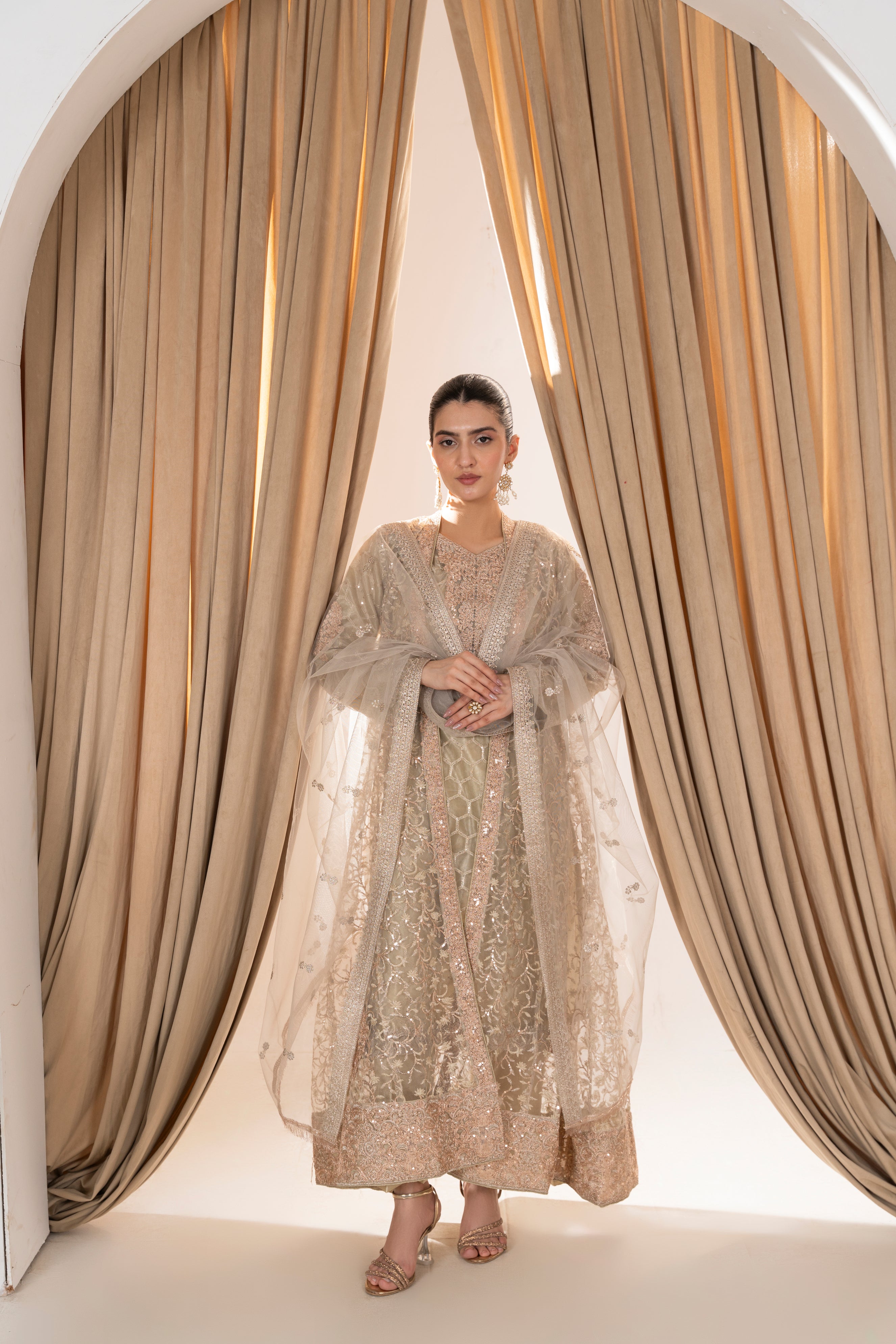 Harika Pista Pearl Coat