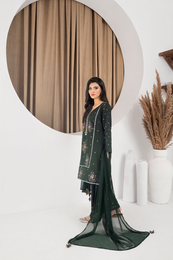 Aaliyah emerald green farshi shalwar